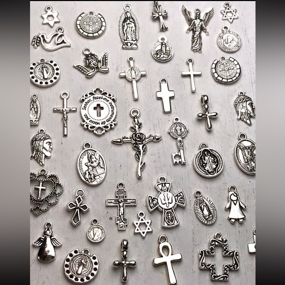 40pc Religious Charms Bracelets Keychains DIY Jewelry Making Crafting Lot Bundle - Picture 6 of 12